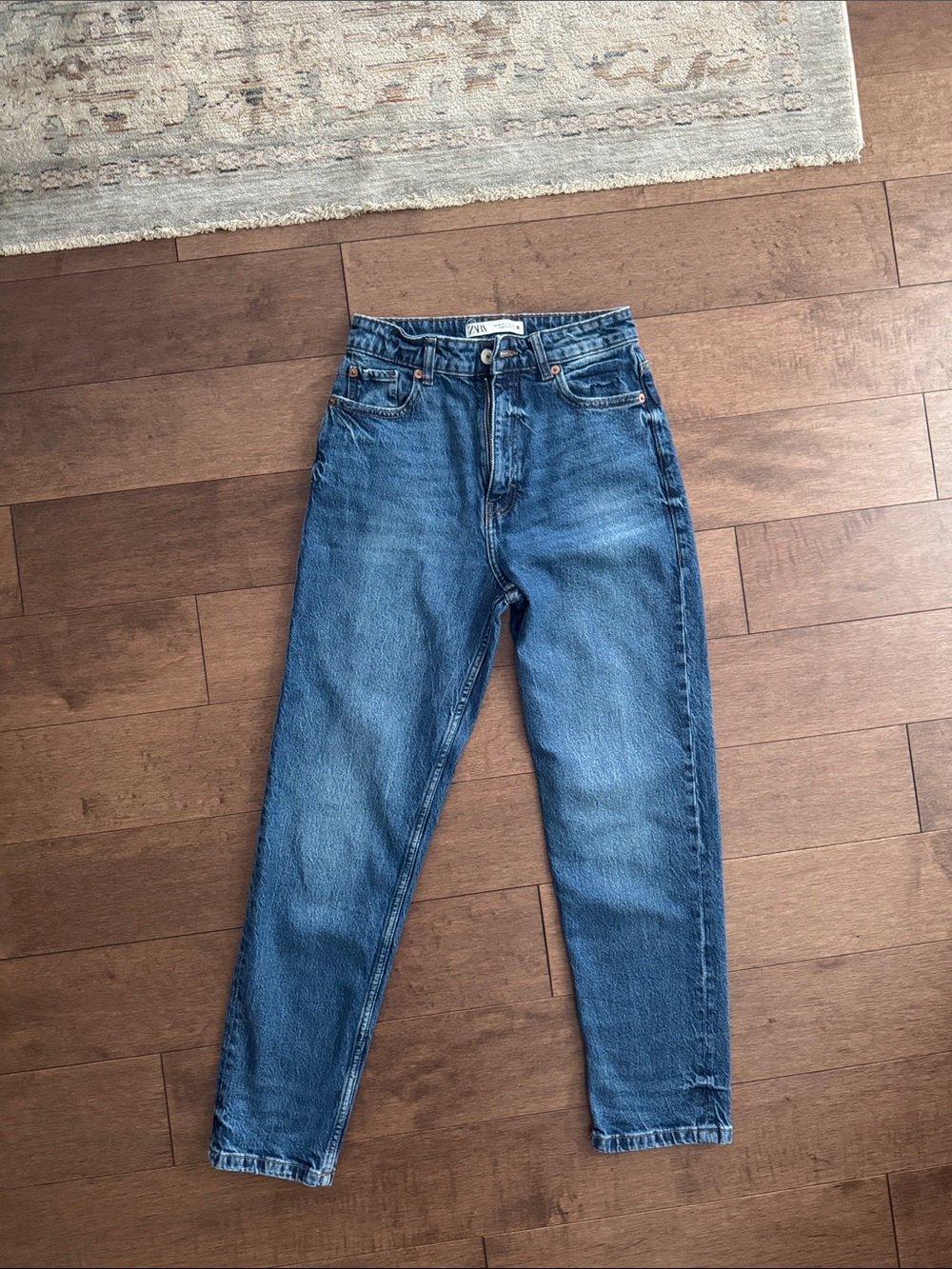 Zara High Rise Straight Ankle Style
